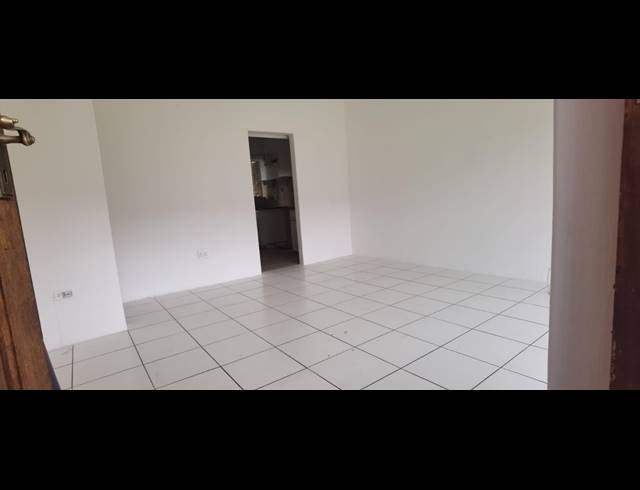 2 BEDROOM SIMPLEX SOLD IN HOWICK CENTRAL